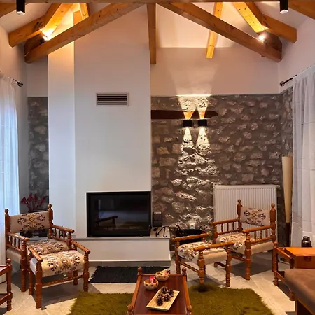 Mountain Nest B * Eláti